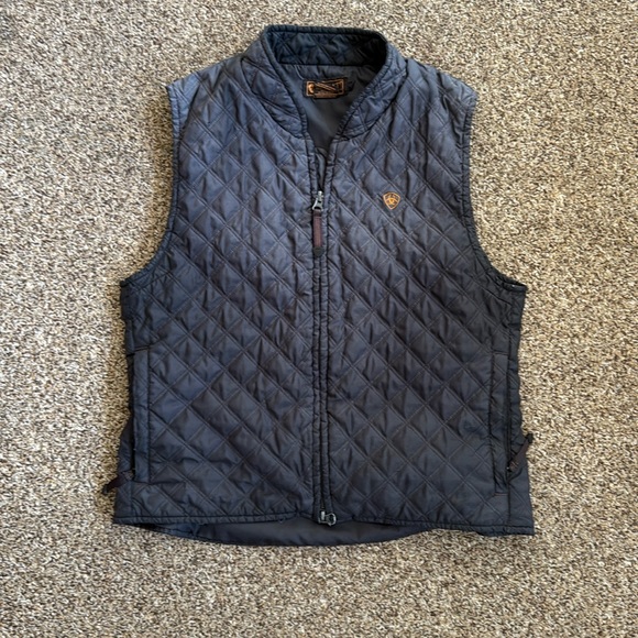 Ariat women’s ombré Blue Quilted Vest size medium - Picture 1 of 7